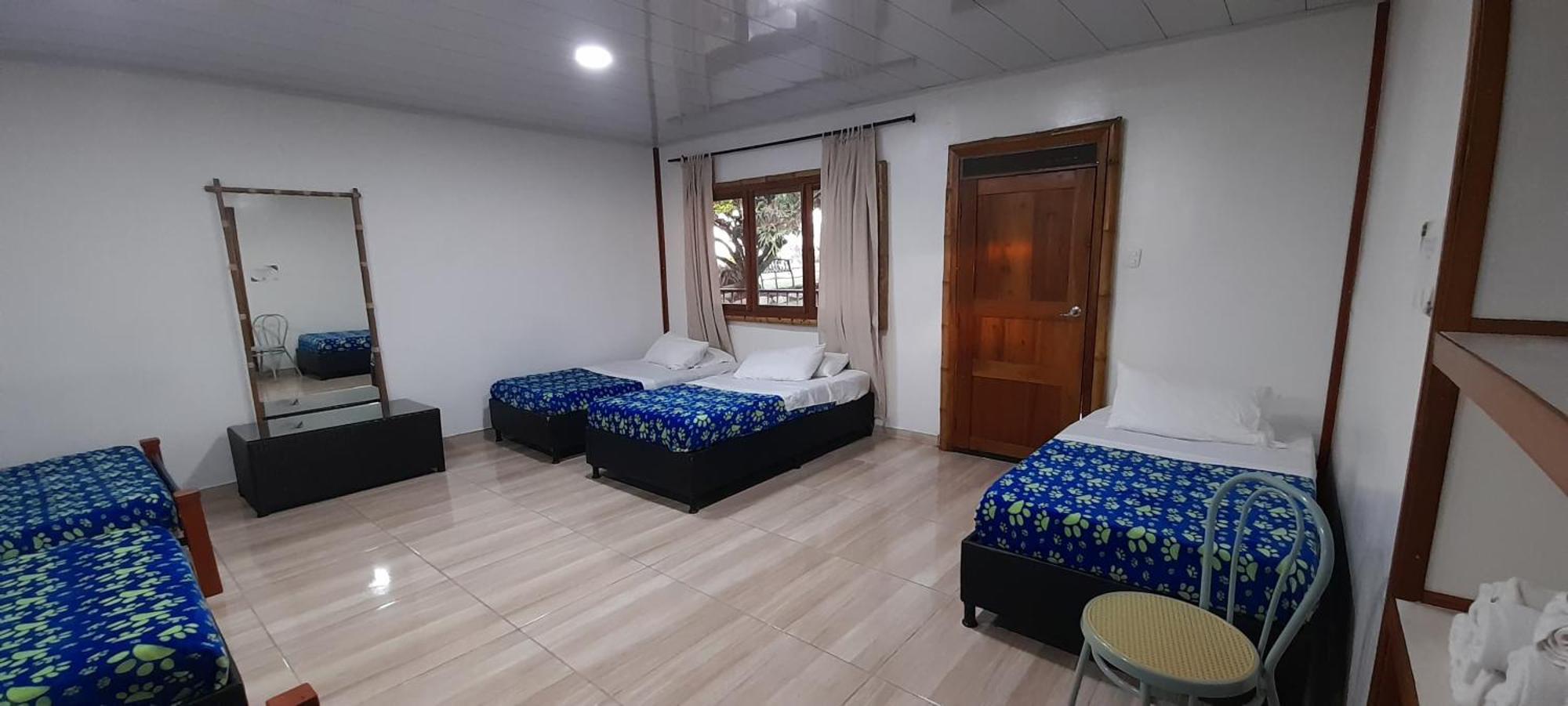 Yerbabuena Hotel Combia