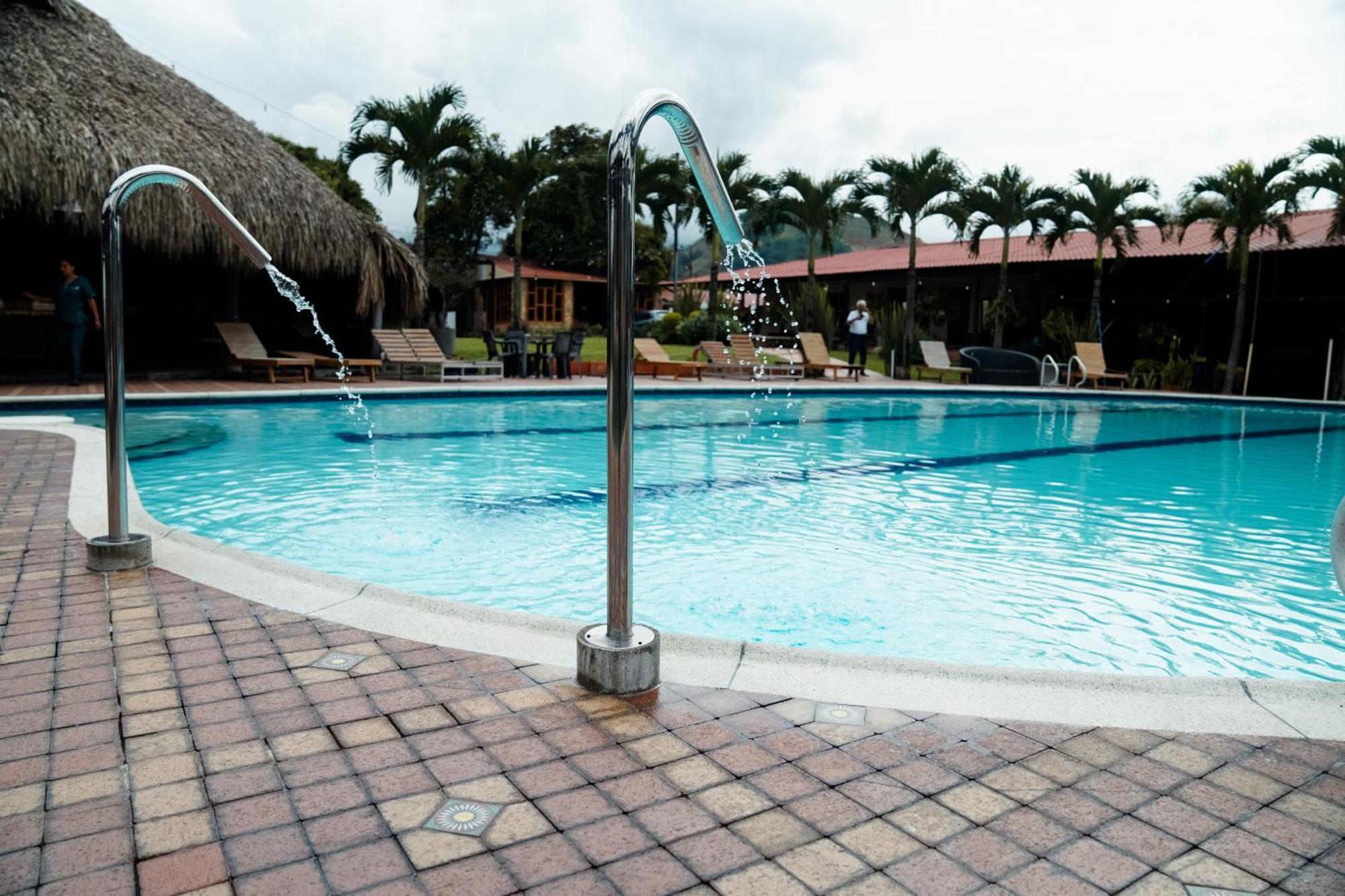Hotel Yerbabuena *