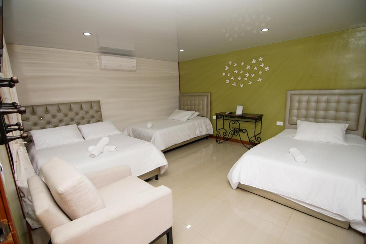 Yerbabuena Hotel Combia