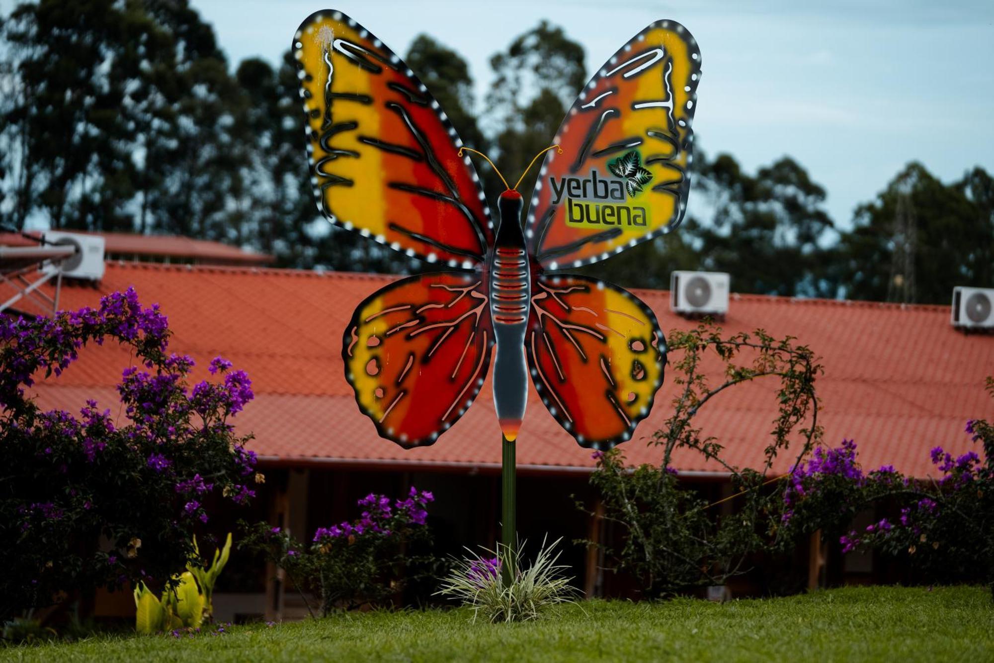 Hotel Yerbabuena *