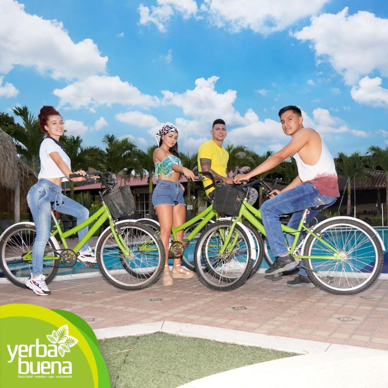 Hotel Yerbabuena